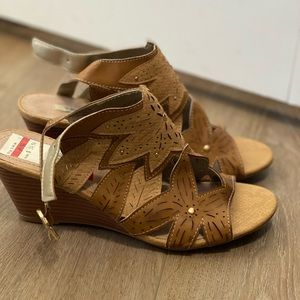 XOXO BRAND NEW NEVER WORN